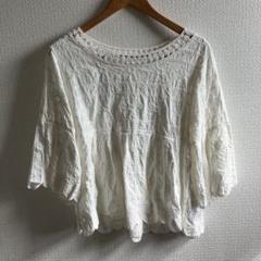 未使用レースシャツブラウスホワイト白フラワー刺繍
