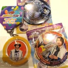 仮面ライダーガヴ　映画　ラキア　アクリルキーホルダー　缶バッジ　限定品　セット