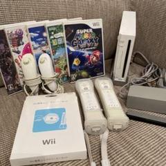 動作確認済み】Wii本体＋リモコン2個＋ヌンチャク2個＋ソフト5本
