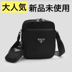 PRADA ノベルティ　希少なボディバッグ PRADAブラックナイロンボディバッグ - メルカリ