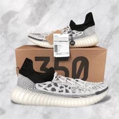 2025年最新】Yeezy Boost 350 v2 cmpctの人気アイテム - メルカリ