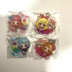 アイカツ あそーと 4 アクリルキーホルダー 缶バッジ まとめ アイカツ！シリーズあそーと4 − グッズ｜データカードダス