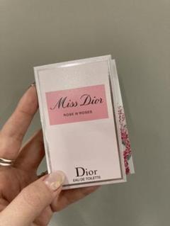 Dior ディオール ローズ サンプル 1100円