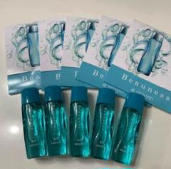 メナード薬用ビューネ30ml×5 サンプルパウチ2.5ml×10のサムネイル