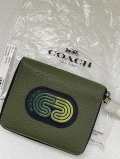 COACH オリーブグリーン 三つ折り財布 新作新品COACHコーチ折り財布グリーンカラー