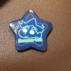 クレヨンしんちゃん　星型蓄光缶バッジ　風間くん
