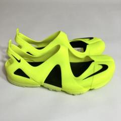 水陸両用　スニーカー タイプの サンダル　フリー リフト　新品