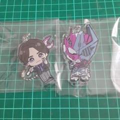 仮面ライダーガッチャード　アクリルキーホルダー　スパナ　ヴァルバラド
