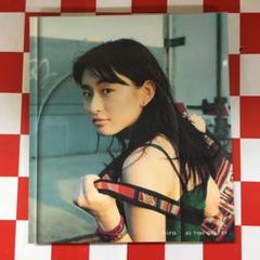 島袋寛子パンフサイン入り　おまけでグッズのトレカ３枚缶バッチ2個お付けします 2025年最新】島袋寛子グッズの人気アイテム - メルカリ