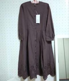 新品✮InRed　刺繍が華やかな長袖シャツワンピース　コットン100％　ブラウンのサムネイル