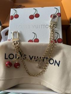 LOUIS VUITTON完売品新品 LV × TM バッグチェーン・チェリー LV × TM バッグチェーン・チェリー S00｜ルイ・ヴィトン 公式