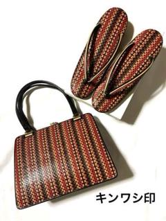 和装用バッグと草履 セット古典柄　牛革製　美品　がま口スタイル　巾着型キンワシ印 8-2-00239a.jpg