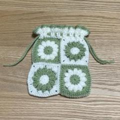 【ハンドメイド】フラワーモチーフ　グラニースクエア　巾着ポーチ　グリーン