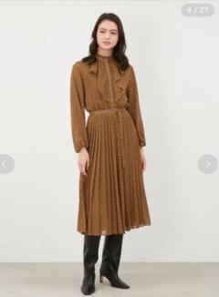 2025年最新】Mila Owen ラッフルデザインプリーツジョゼット