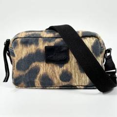 VIVIENNE WESTWOOD レオパード ショルダーバッグ カメラバッグ