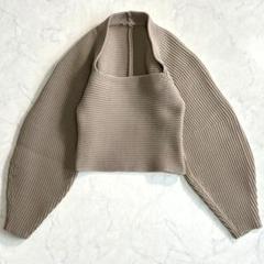 送料無料 いつまで 美品♪ルフィル スクエアネックニット ベージュ mh1 - メルカリ トップス