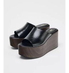 ZARA ブラック 厚底 プラットフォーム サンダル - メルカリ