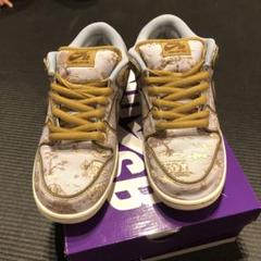 NIKE SB DUNK LOW PRO PRMのサムネイル