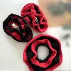 赤と黒のフリルデザインシュシュ　ヘアピン　ハンドメイド