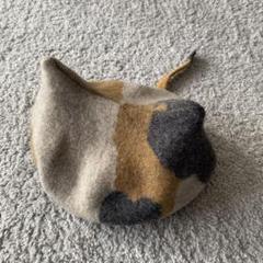 新品　wool100% の猫耳のベレー帽　ベージュ