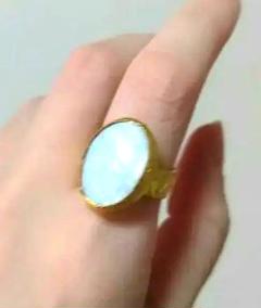 最終値下げ☆超美品☆ゴールド エンボス加工ホワイト白蝶貝リングのサムネイル