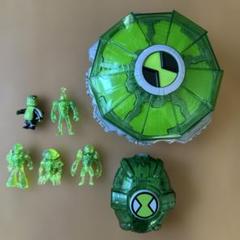 ベン10 エイリアンフォース　フィギュア　カード　グッズ