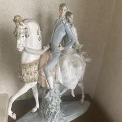 LLADRO リヤドロ　フィギュリン白馬に乗った男女 LLADRO リヤドロ フィギュリン白馬に乗った男女 - メルカリ