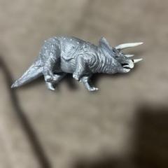 トリケラトプス模型 グレータミヤ恐竜シリーズ - メルカリ