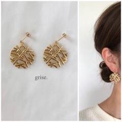 205 透かしチャーム　ピアス　イヤリング　ハンドメイド