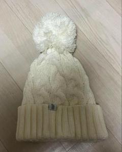 ニット帽　白　スキー