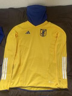 adidas 長袖シャツ
