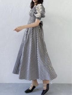 dazzlin レースドッキングスリーブワンピース