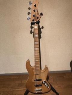 Bacchus 5弦ベース