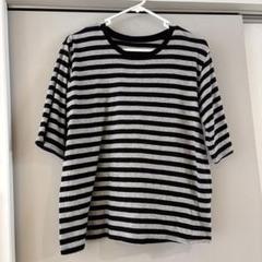 グレーと黒のストライプ五分袖Tシャツ M