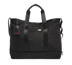 TUMI 肩掛けブラック トートバッグ新品未使用 TUMI 最大52%☆土日限定 正規品2年保証 トゥミ トートバッグ