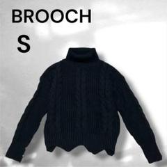 BROOCH ブラック タートルネック S ニットセーター　黒　上品　冬