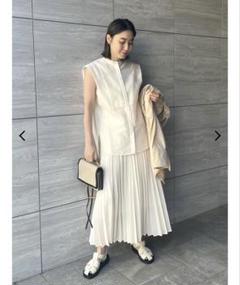 uncrave シャカシャカシルバーロングスカートF19 - メルカリ