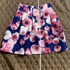 ネイビー　ピンク　薔薇　スカート
