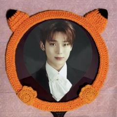 K-POP HAN うちわ 動物キャラクター付き K-POP HAN うちわ 動物キャラクター付き - メルカリ