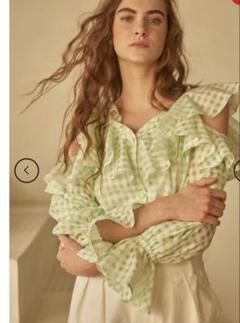 Estella.K エステラケー のコールドショルダー長袖ブラウス  COLOR :PUR check Cold Shoulder Long-Sleeved Blouse  L.GRN check/PUR check/NVY check Cold Shoulder Stripe Blouse -RED st..- – Estella.K
