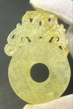 中国古美術　本物和田玉　玉人　置物　細工彫　縁起物　刻印あり　貴重　コレクション Amazon.co.jp: 伝世蔵品中国 唐物 旧蔵 古和田玉彫刻 群龍遊玉玉