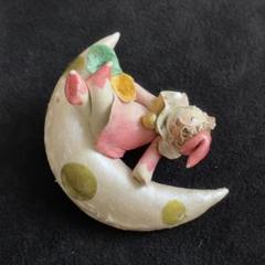 ハンドメイドブローチ 紙粘土製?