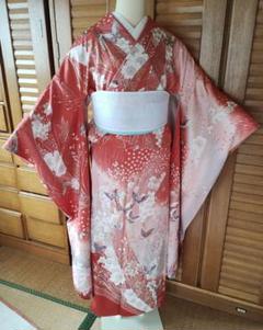 華やか振袖 大柄の蝶にポイント刺繍 着物 正絹 袷 広衿 RK-4922