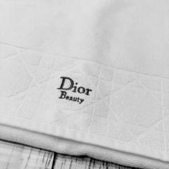 [新品]Diorディオール ビューティーノベルティバスタオル 新品]Diorディオール ビューティーノベルティバスタオル