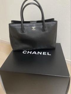 CHANEL　シャネル　エグゼクティブトートのサムネイル