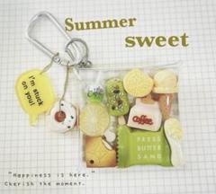ガチャ詰めポーチ ナチュラルスイーツ アイスクリーム ビスケット