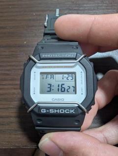 CASIO　G-SHOCK　DW5600M 美品　ブラックのサムネイル