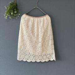 tocadon［M］美品　韓国製　タイトスカート　膝丈　花柄　レース　花刺繍　白