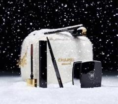 ⭐️新品未使用⭐️送料込⭐️シャネルクリスマスコフレ2024 シャネル2024年クリスマスコフレ「雪の結晶チャーム」ポーチ付き