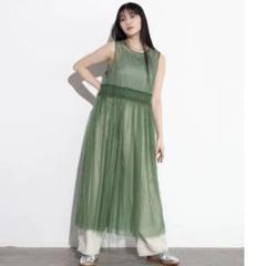 スコットクラブ系列■定価11,000円チュールレイヤードワンピースのサムネイル